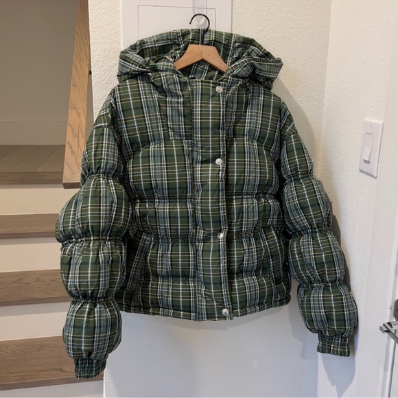 New w/ Flaw Free People Party Of One Puffer Jacket in Olive Green Plaid Combo - Picture 4 of 11